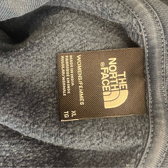 The North Face Womens XL Floral Spell Out Recycled Himalayan Plastic Hoodie - Picture 2 of 7